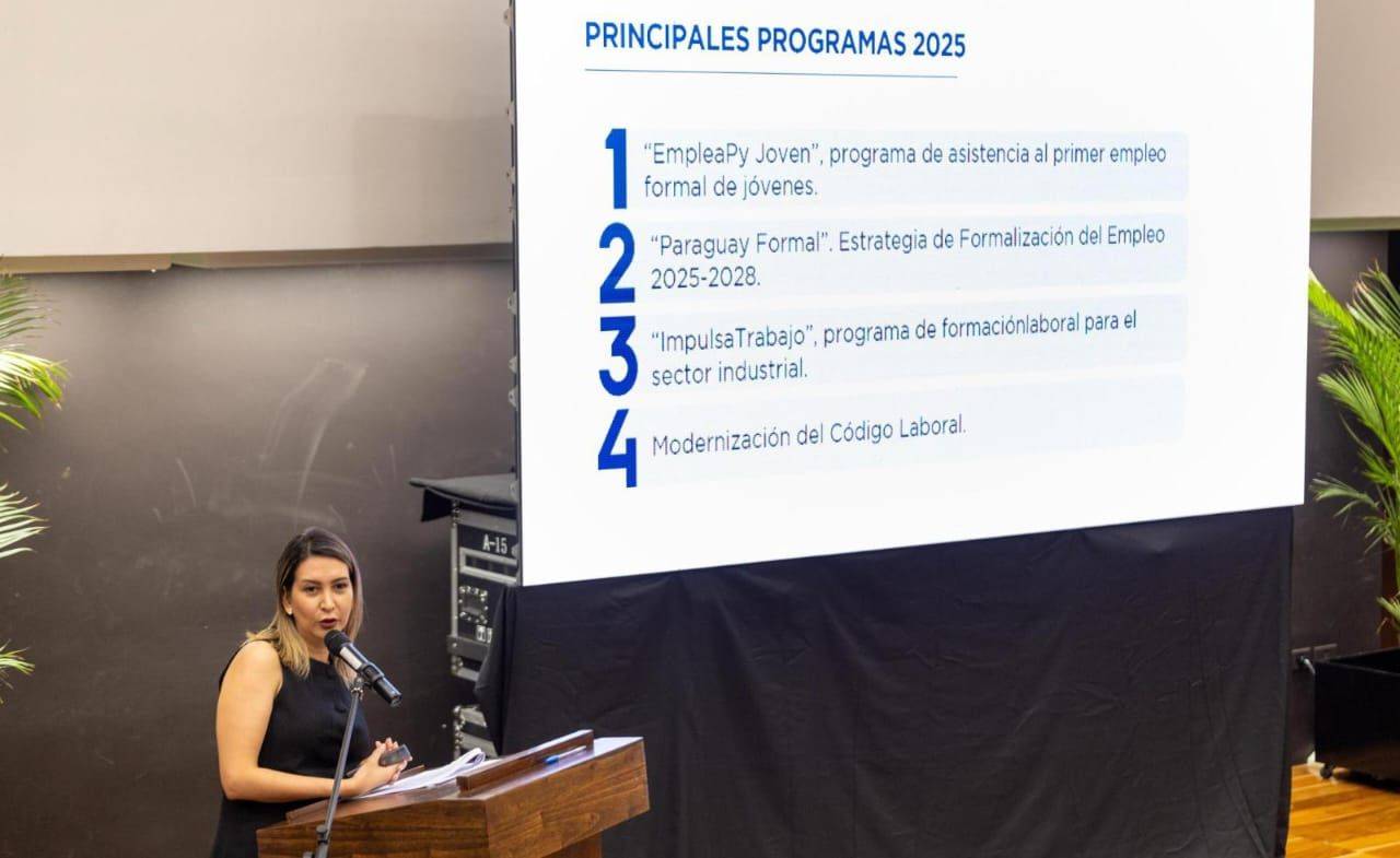 Ministra de Trabajo presentó acciones prioritarias para el año 2025