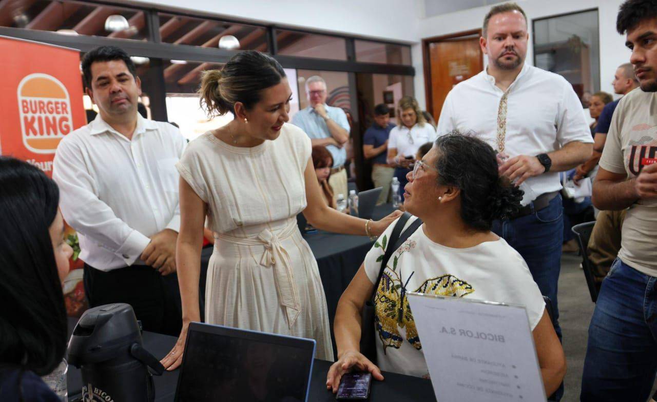 ​Expo empleo del sector gastronómico tuvo gran respuesta de buscadores de trabajo